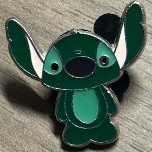 5/$25 Disney Lilo And Stitch Green Stitch Pin